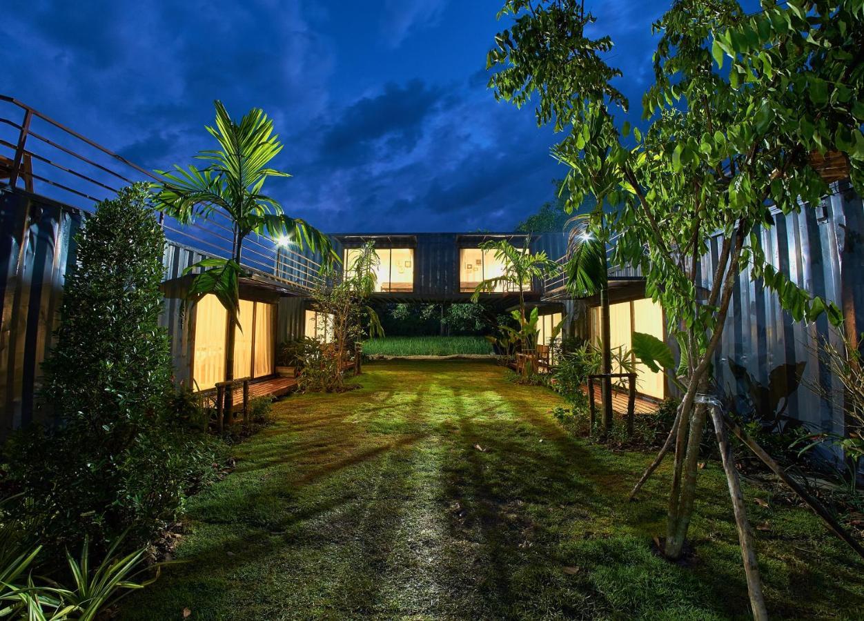 Hotel Hiddenbox Nakhon Nayok Exterior foto